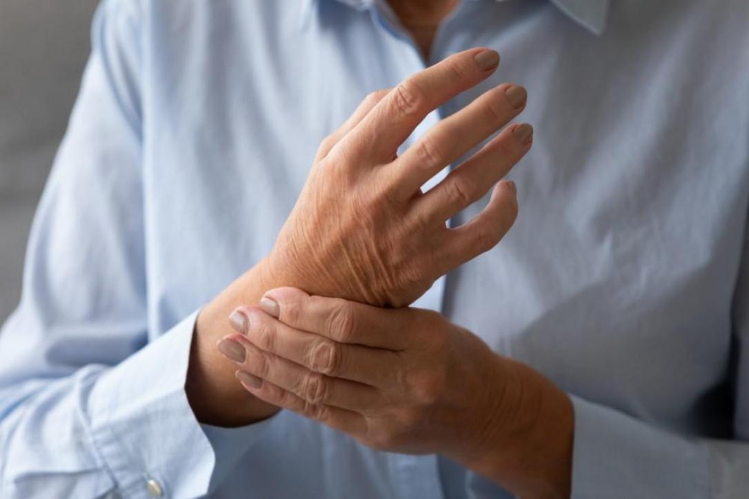 Artrit Nedir? Nedenleri, Belirtileri ve Tedavisi